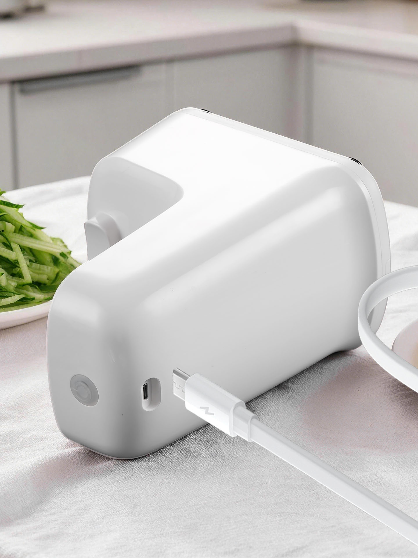 VS775 electric vegetable slicer with TYPE C charging port